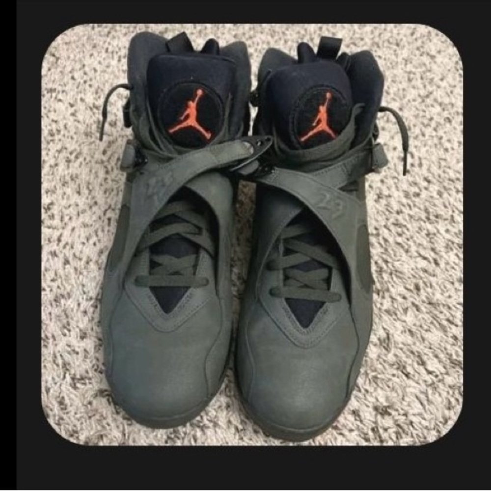 Nike Air Jordan 8 Retro